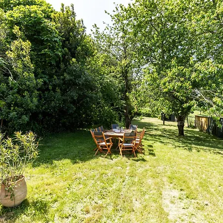 فيلة La Girondine - Piscine, Billard, Vigne Et Estuaire Gauriac