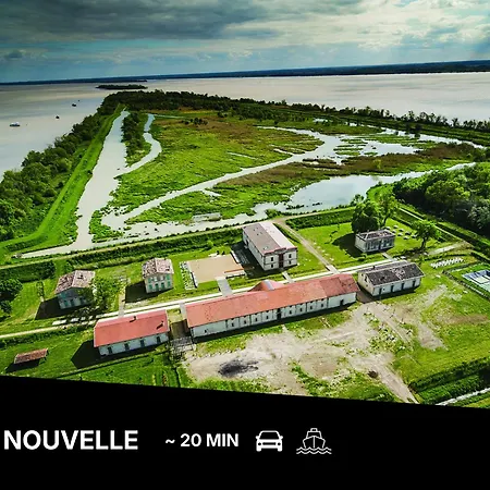 La Girondine - Piscine, Billard, Vigne Et Estuaire فيلة Gauriac